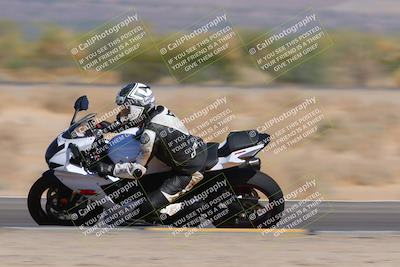 media/Oct-09-2022-SoCal Trackdays (Sun) [[95640aeeb6]]/Turn 15 Inside Distant Pans (1145am)/